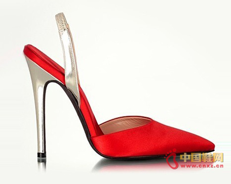 �tɫ�߸�Ь������ 2013���ă�(y��u)��Ь�ıP�c