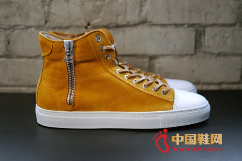 wings + horns 2013�괺�ļ�Hi-Top�ߎ�Ь��