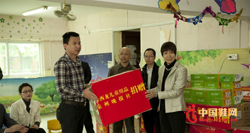 �Pע���]�Y��ͯ ������ͯЬƷ��׌�۲�ȱϯ