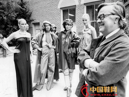 �ܸ�����᣺���ߴ���[ʿ